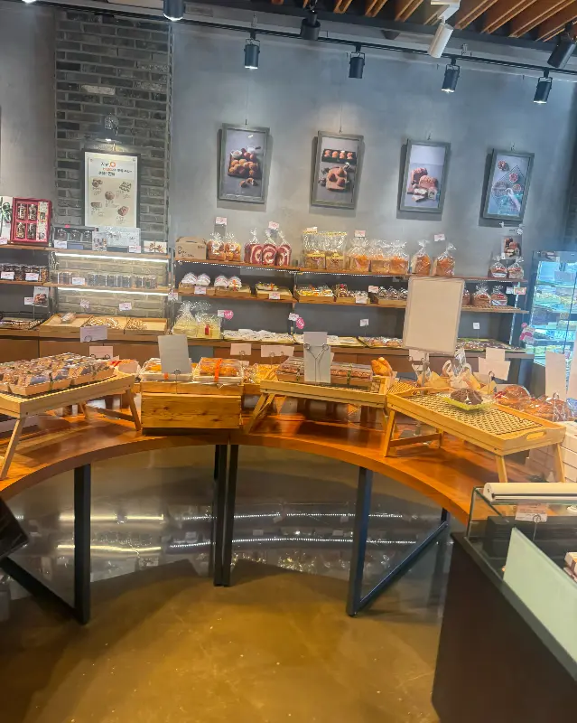 비엔씨 해운대점 빵 진열대