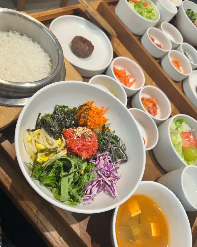 정갈한 반상 차림