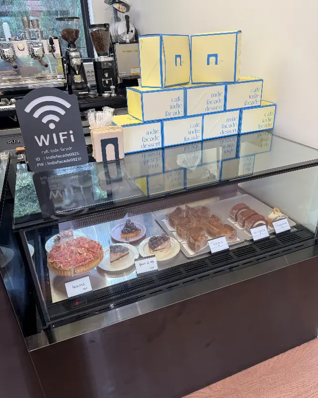 디저트 쇼케이스