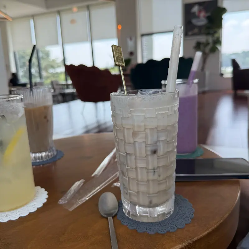 레이크야드의 음료