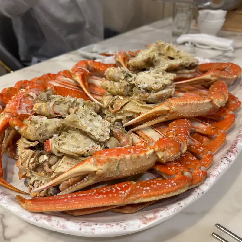 앞산울진대게 본점 외관