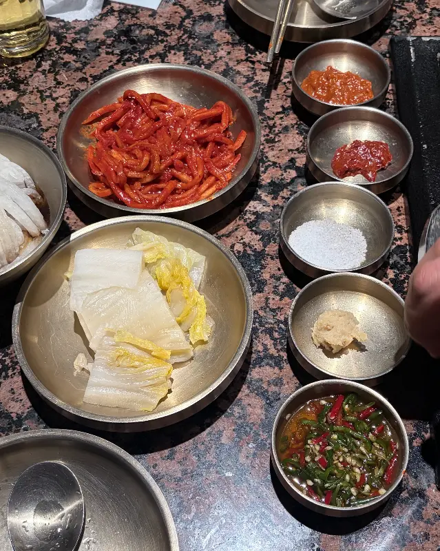 다양한 곁들임 반찬