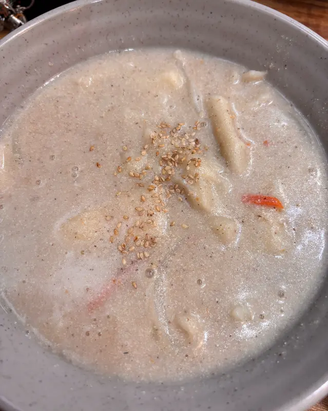 고소한 들깨수제비