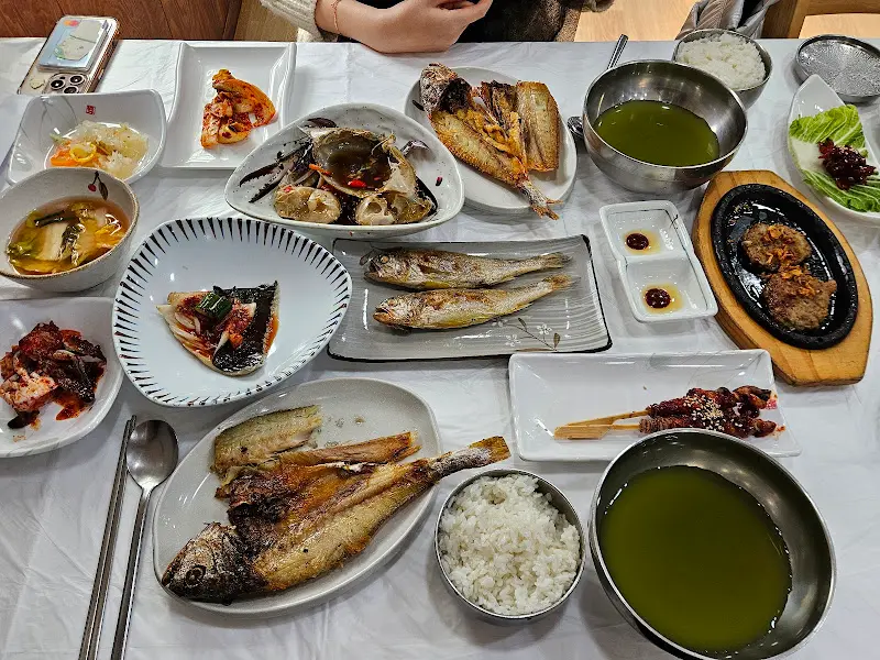 갈매기식당 굴비정식 한상차림