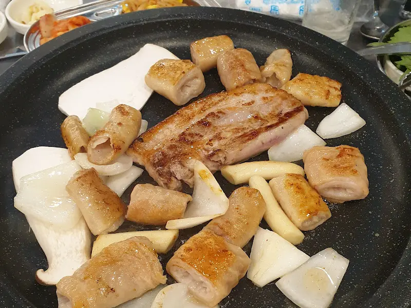 초벌 막창과 삼겹살의 향연