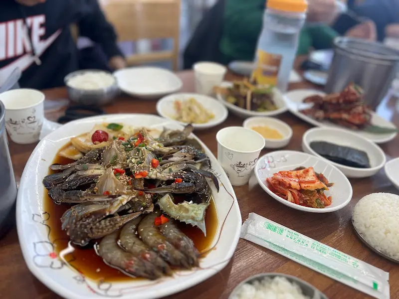 봉순게장 간장게장 정식 한상차림