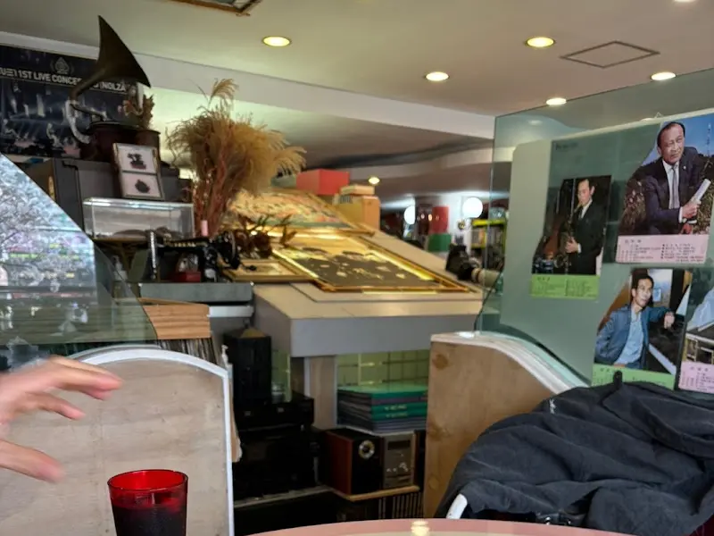 이코노 피자 내부 인테리어