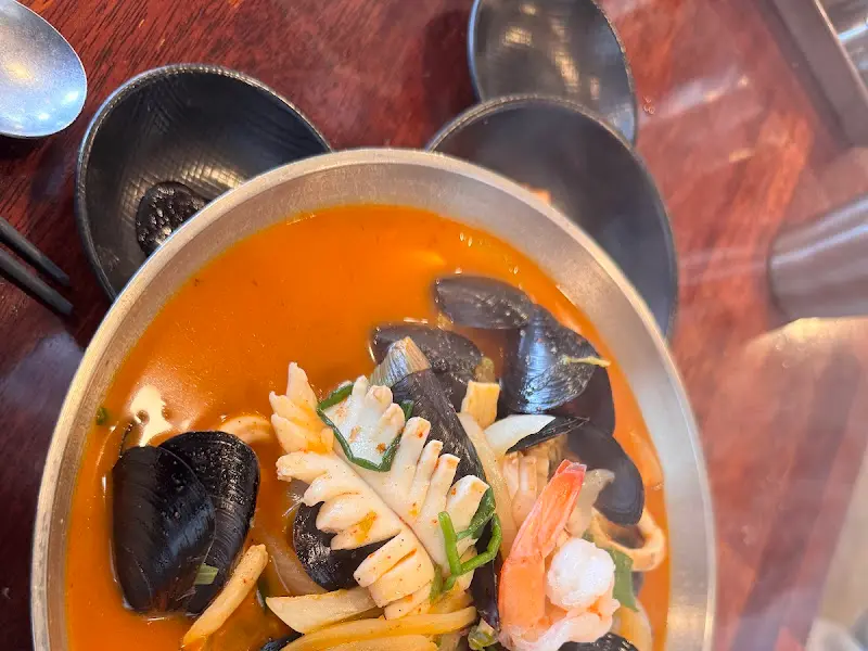 해산물이 듬뿍 들어간 짬뽕
