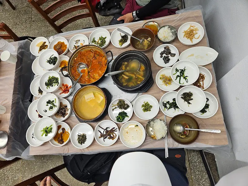 푸짐한 산채정식 한 상