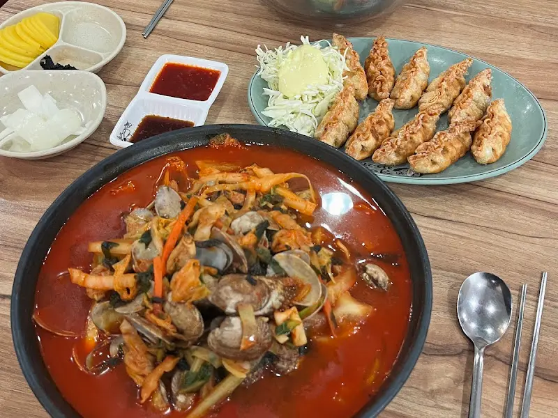 정아각 바지락짬뽕