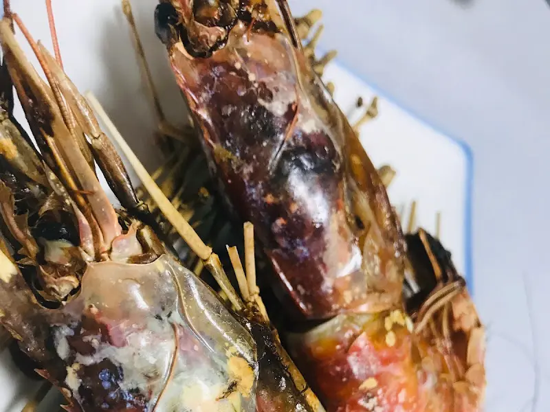 강변횟집의 큼지막한 새우