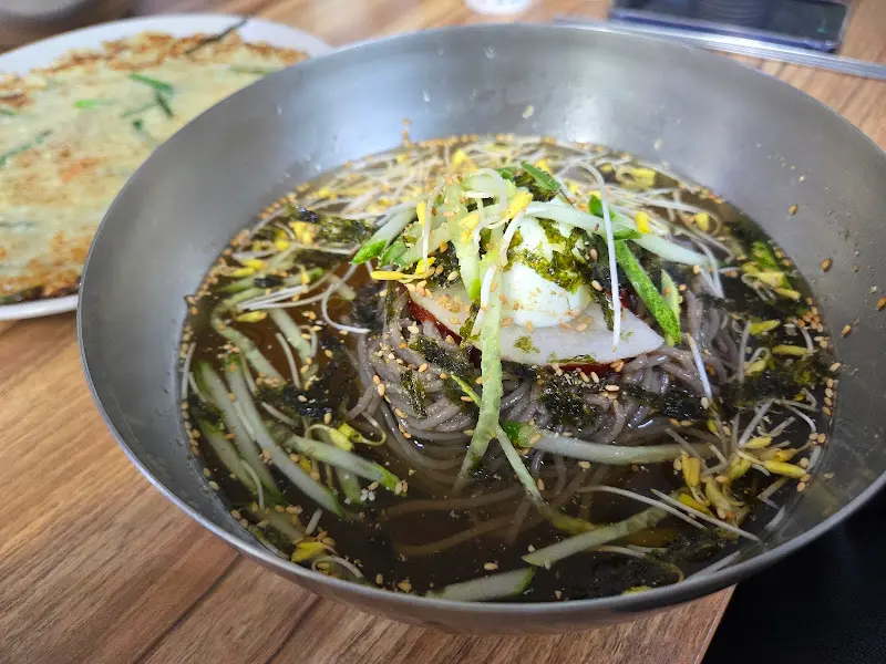 물막국수와 감자전