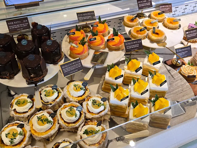 디저트 쇼케이스