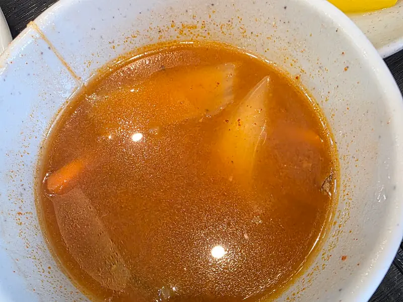 얼큰하고 시원한 국물이 매력적인 짬뽕