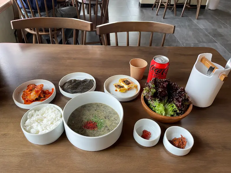 정갈한 한 상 차림