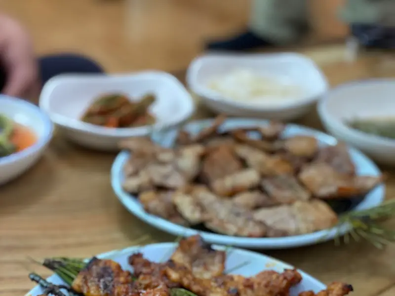 잘 구워진 숯불구이