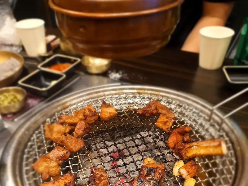 잘 구워진 갈비