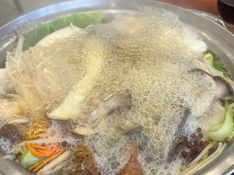 만두전골 끓는 모습