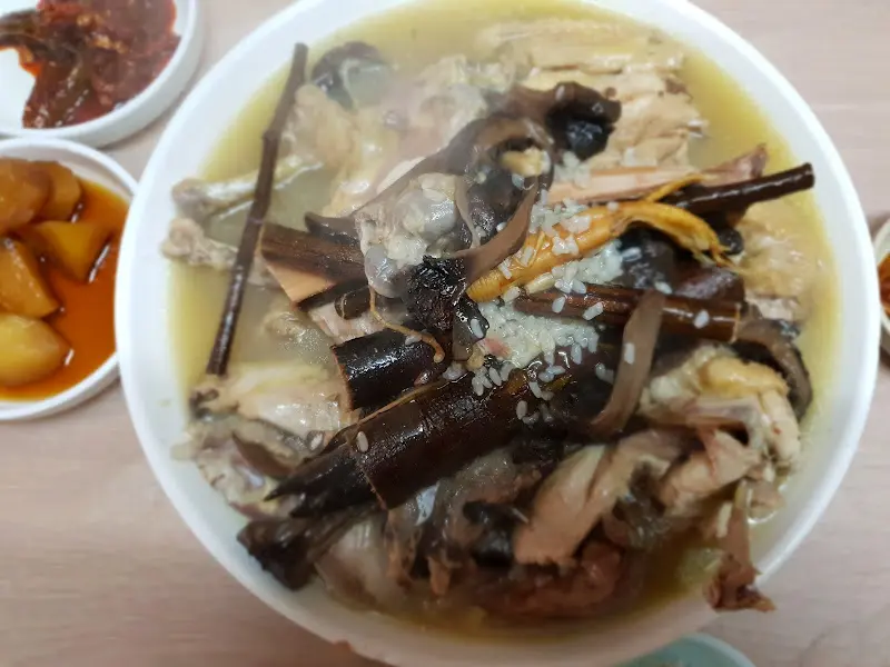 안심식당 닭백숙
