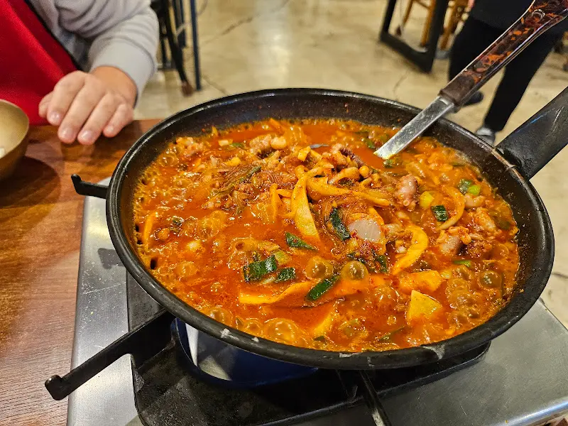 낙지볶음 근접샷