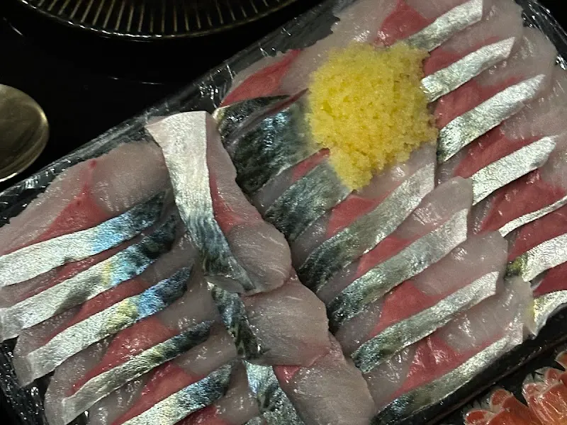 신선한 고등어회