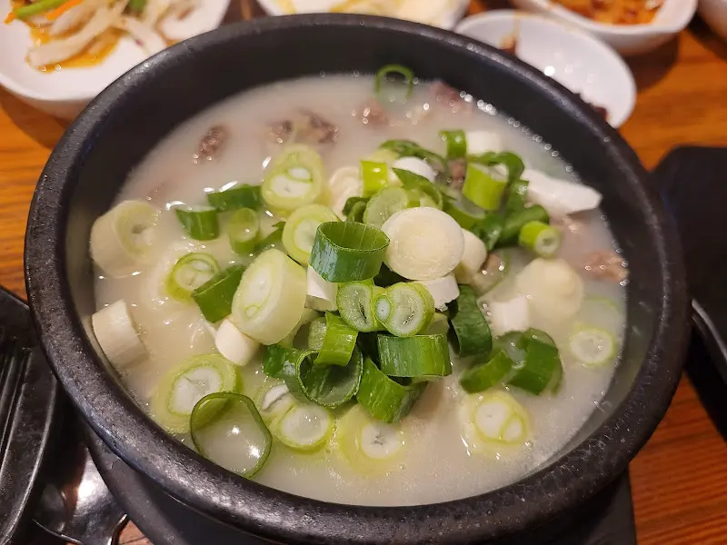 특설렁탕의 푸짐한 모습