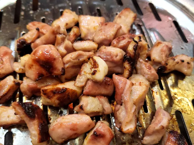 노릇하게 구워진 쫄깃한 막창