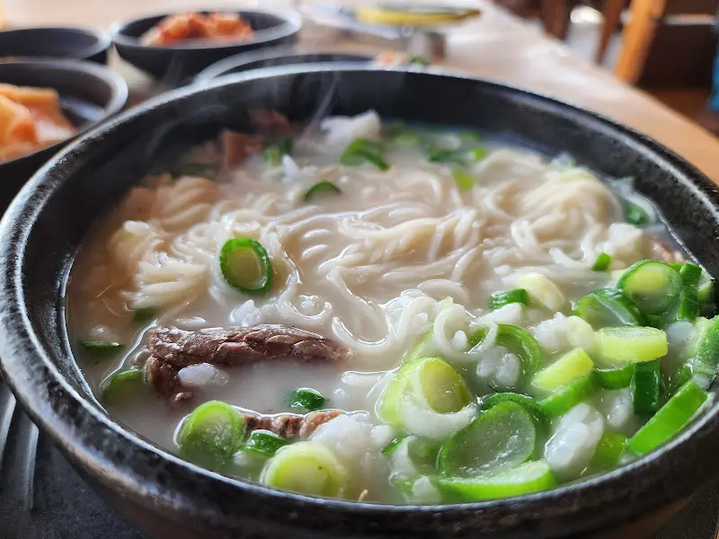 또 다른 밑반찬 구성