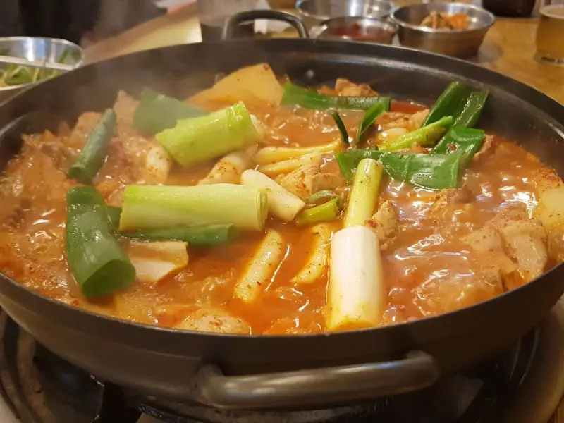 닭볶음탕의 매콤한 비주얼