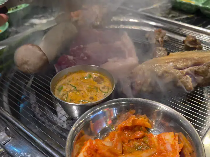 지글지글 익어가는 흑돼지