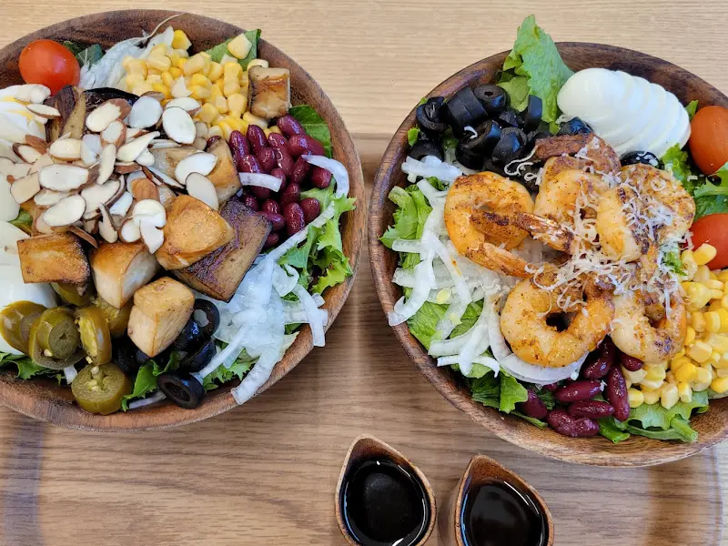 두 종류의 샐러드