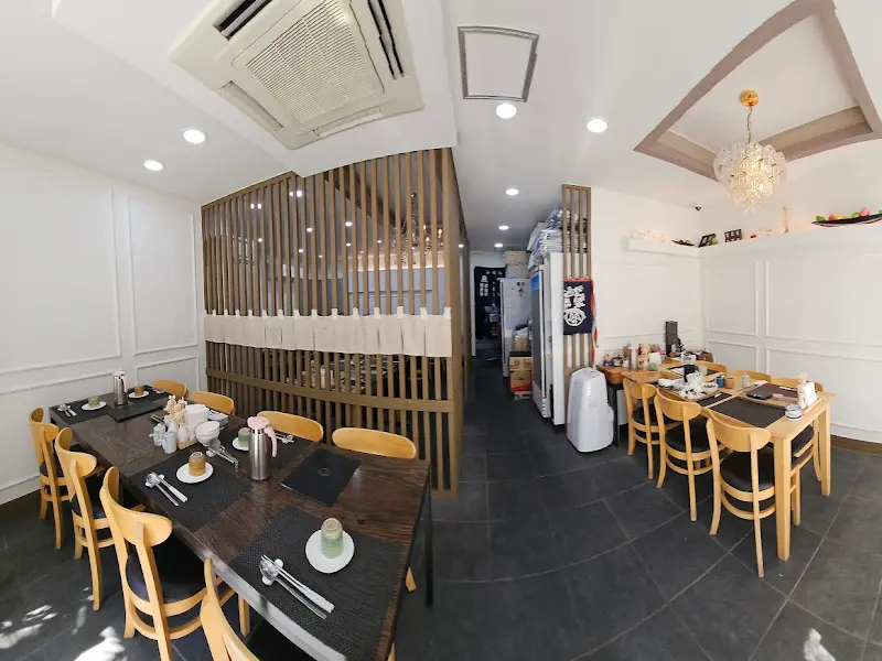 스시세이 내부 전경