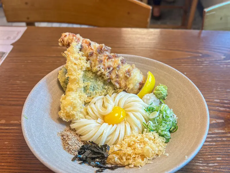 덴뿌라 붓가케 우동 근접샷