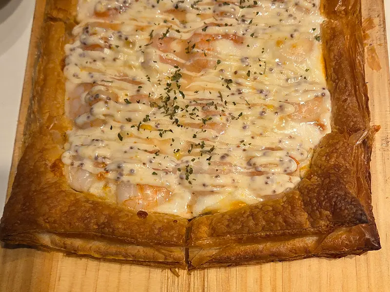 패스츄리 도우 피자