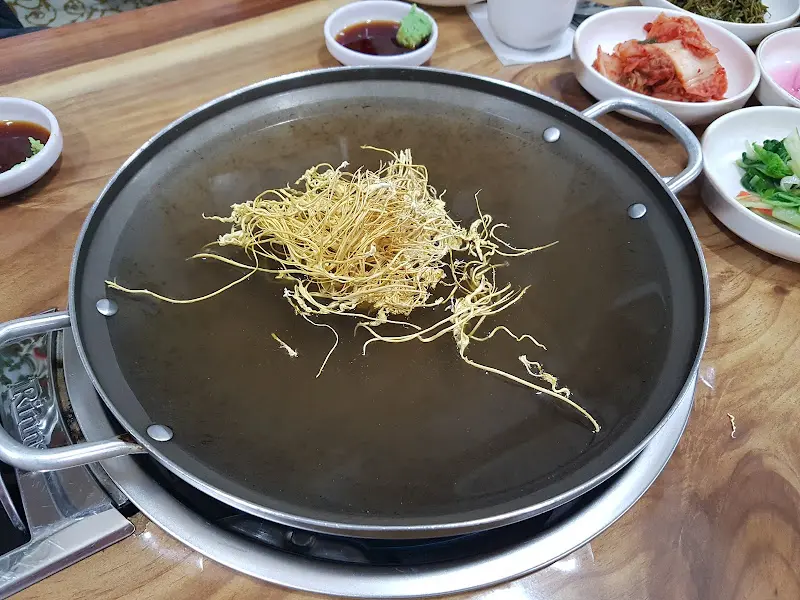 동충하초가 들어간 육수