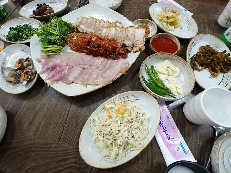 홍어 삼합 한 상 차림