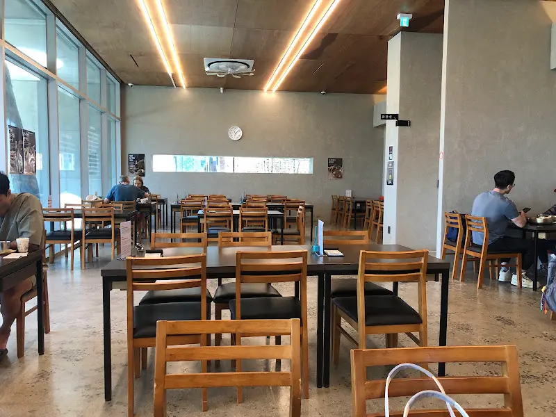 드르니국수 내부