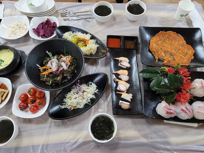 다채로운 곁들임 찬