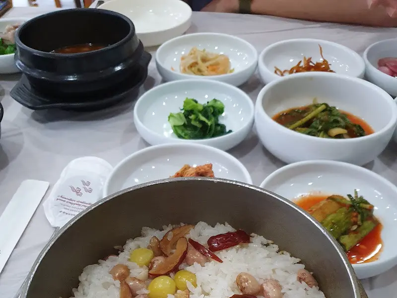 솥밥정식 한 상 차림