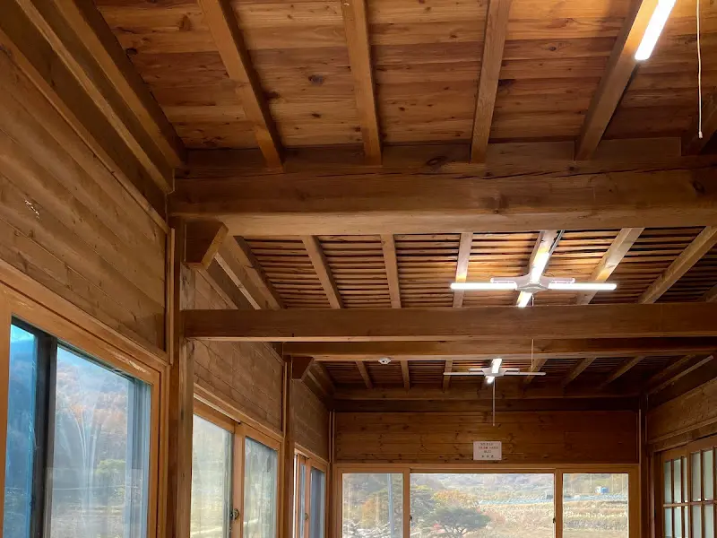 옥계촌 내부 모습