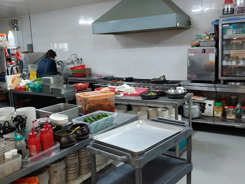 송가네 설거다 주방