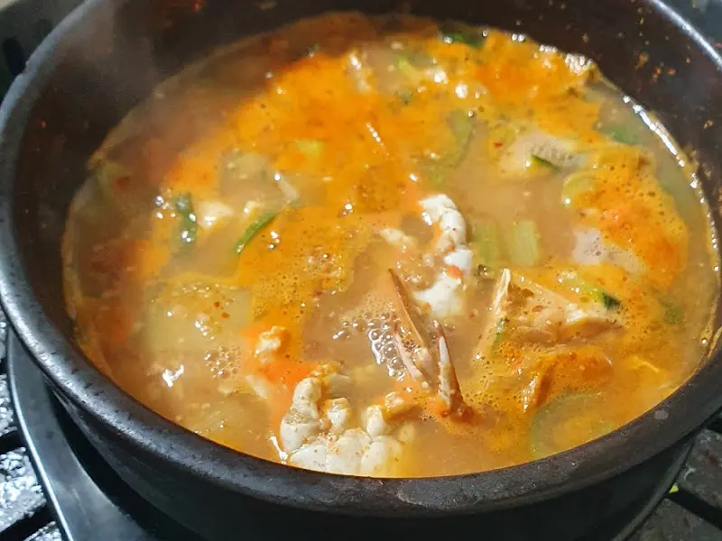 얼큰한 된장찌개