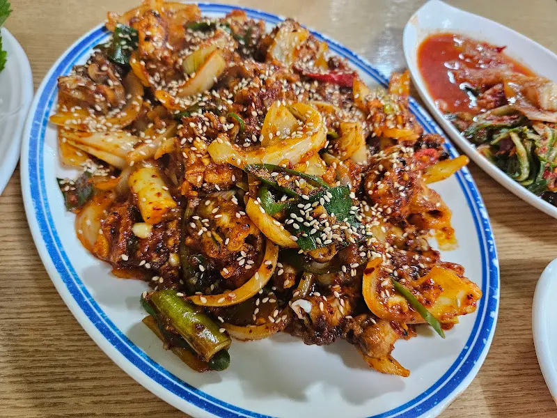 바다장어 꼼장어 반반구이