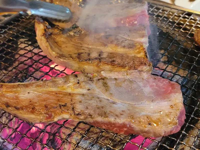 숯불 위 양갈비