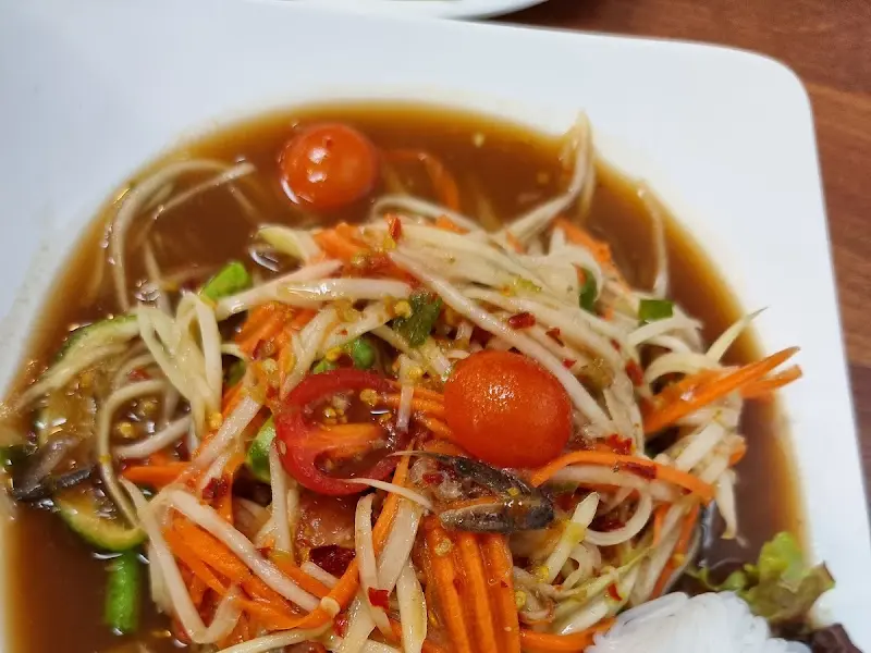 새콤달콤한 쏨땀의 자태