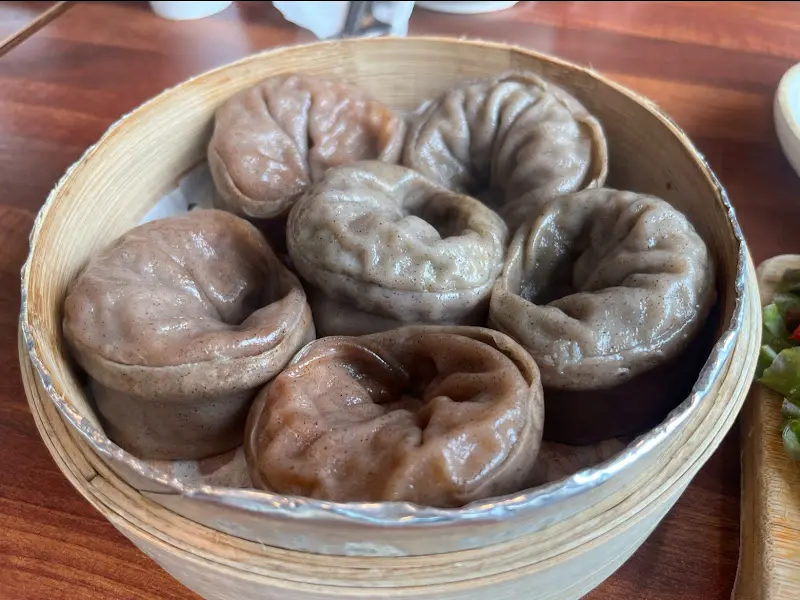 메밀피가 쫄깃한 메밀왕만두