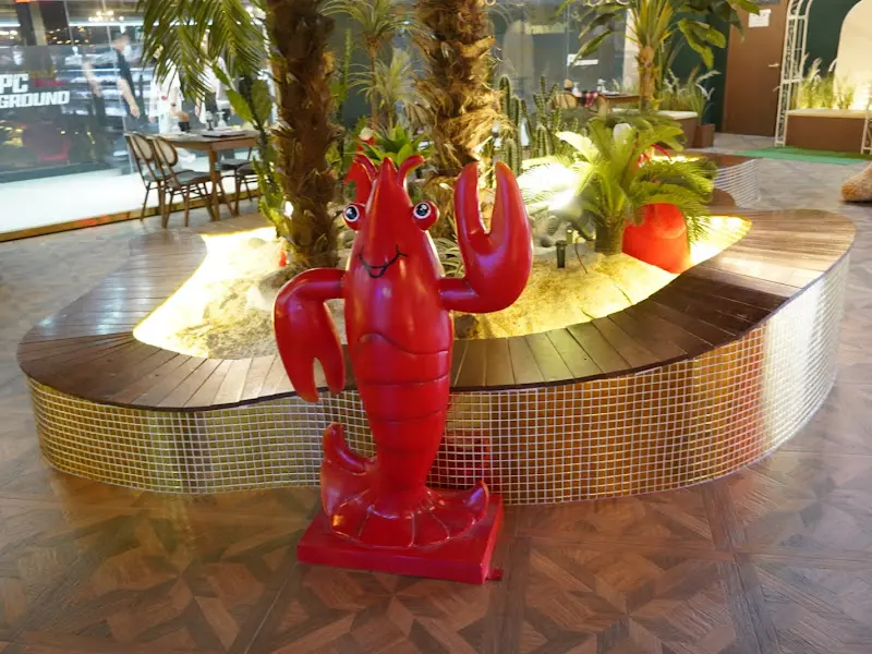 어나더키친 외부 장식