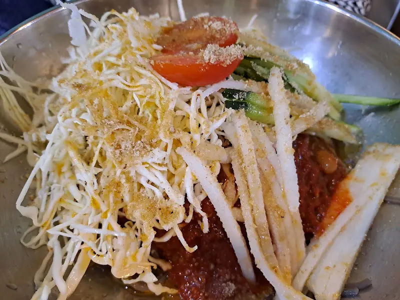 이삭소바 비빔모밀