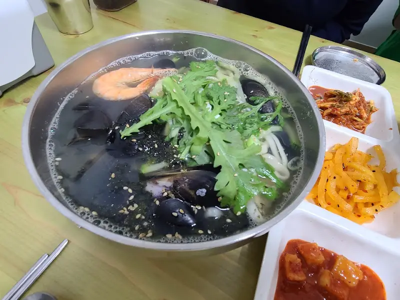 해물칼국수