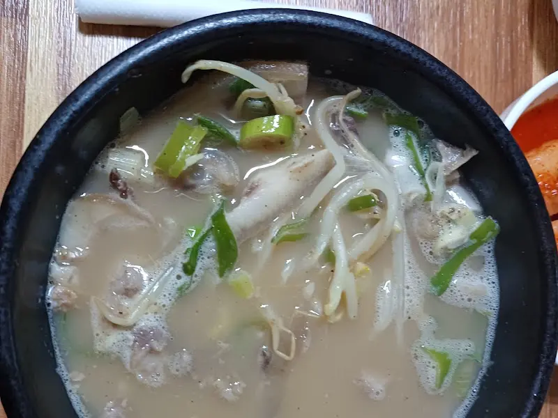 돼지국밥 클로즈업